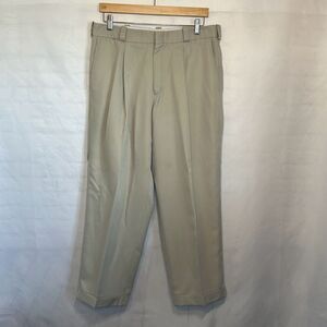 Tiger Woods Dri Fit Performance Khaki Golf Pants size 34x30 Pleated Front